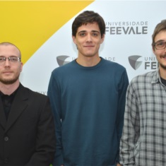 Rodrigo Krummenauer do Nascimento (E), Rafael Kellermann Streit e Gabriel Tondin, sócios do Carddi